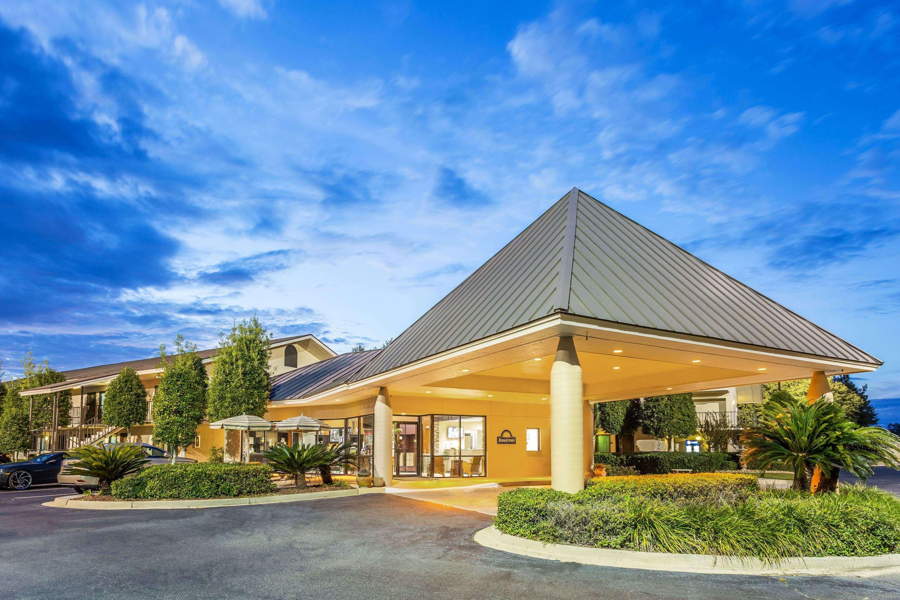 Days Inn By Wyndham Lake Park/Valdosta Esterno foto