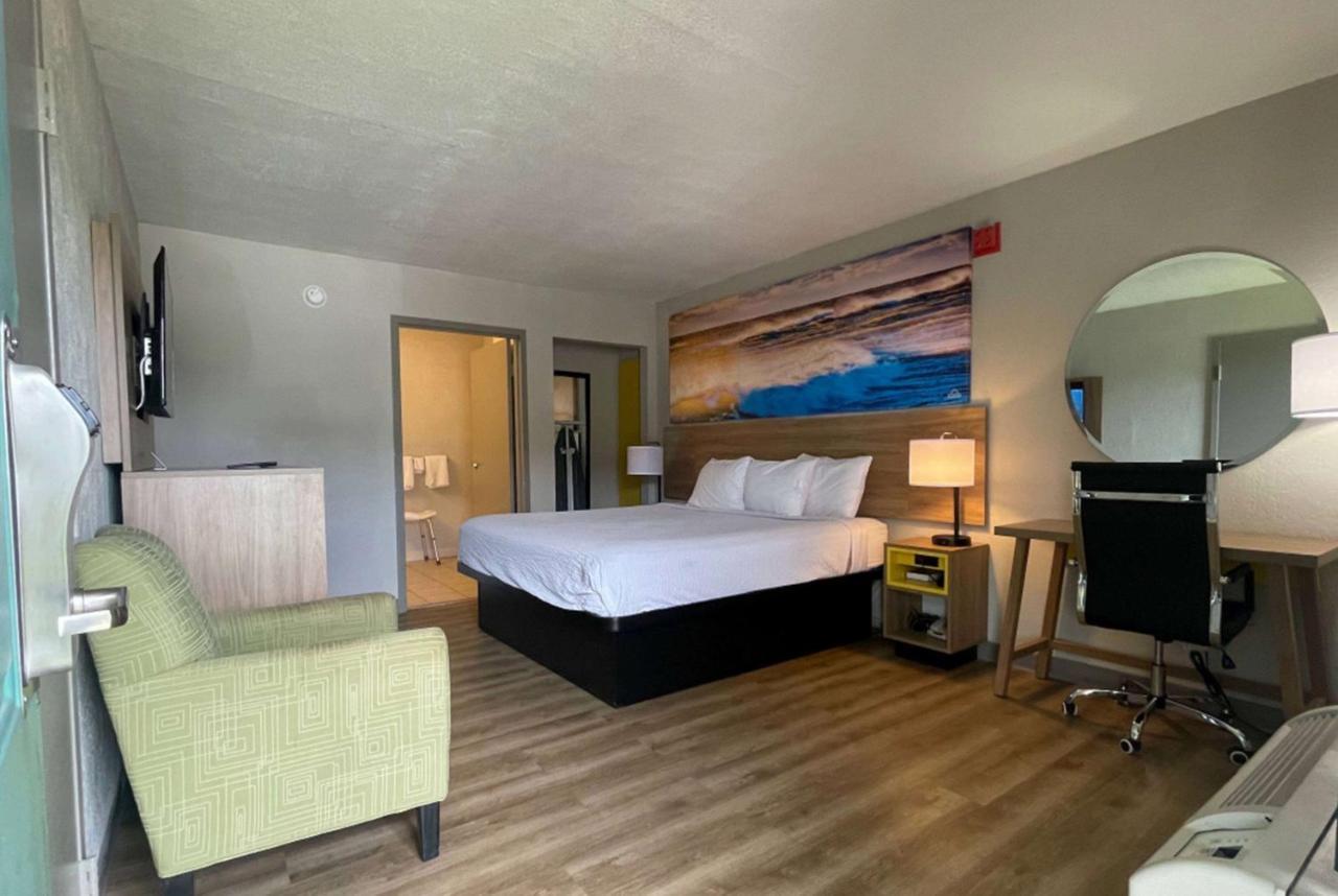 Days Inn By Wyndham Lake Park/Valdosta Esterno foto